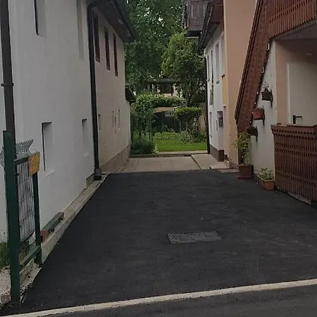 Apartma Pr Marusi Apartman *