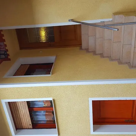 Apartma Pr Marusi شقة بوويتش