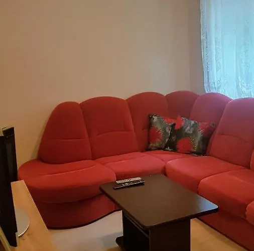 Apartma Pr Marusi דירה *