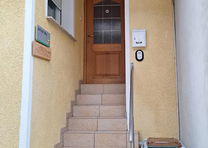 Apartma Pr Marusi بوويتش